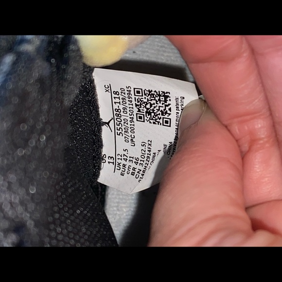 Jordan 1 Volt ❌SOLD❌ - Picture 7 of 7